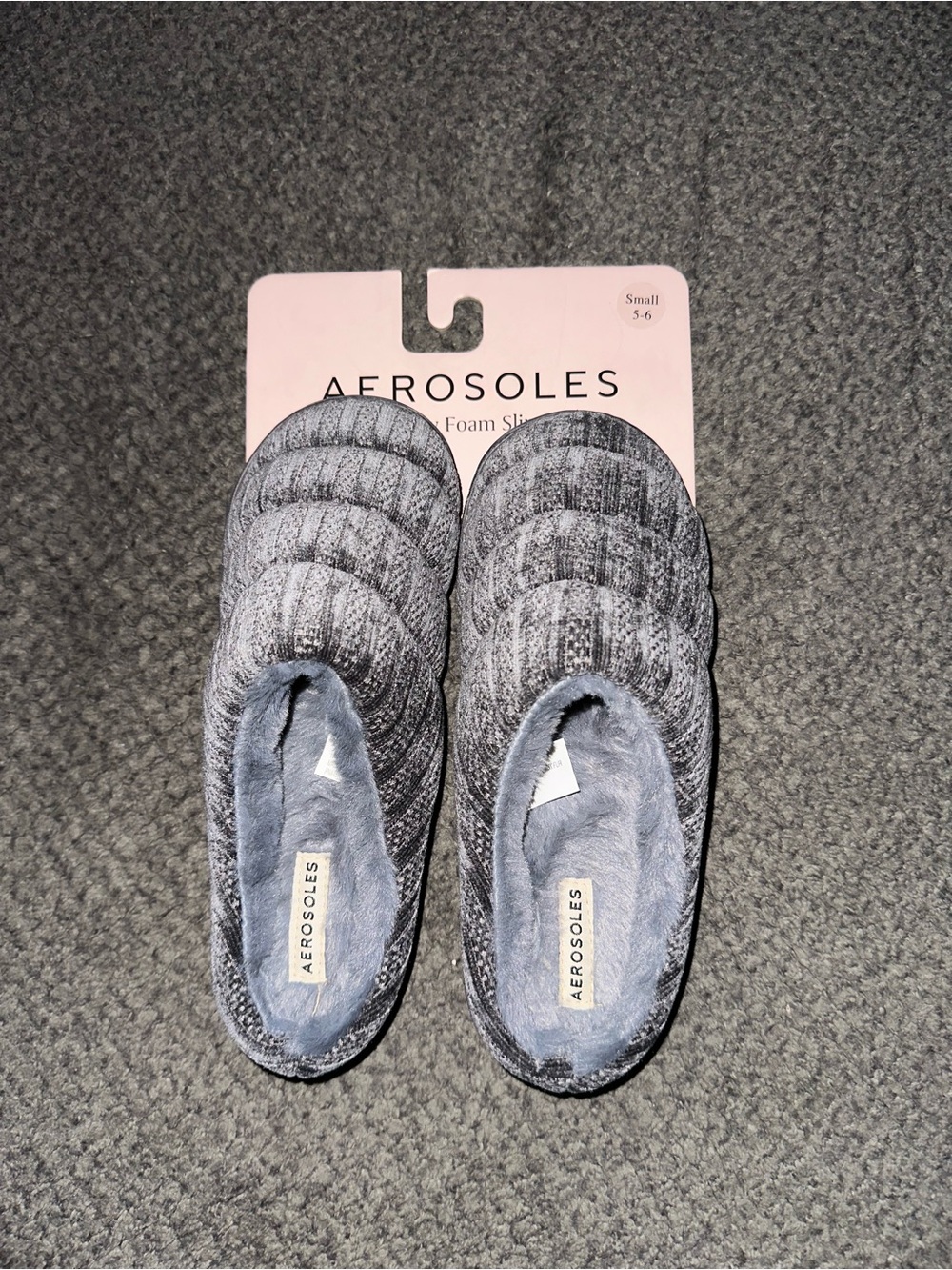 NWT Aerosols Memory Foam Slippers Size Small 5-6 Women's